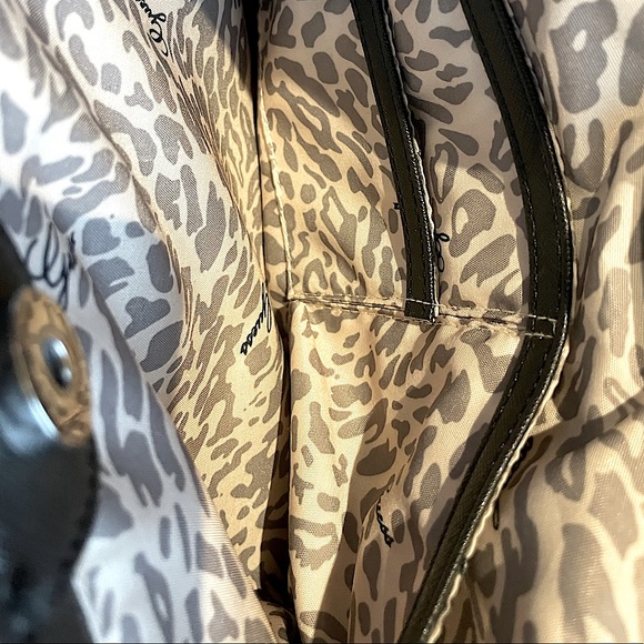 NEW - Guess three tone colour handbag - Picture 5 of 5